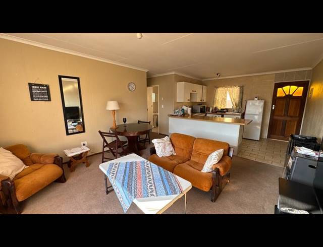 2 BEDROOM APARTMENT FOR SALE IN HELDERKRUIN